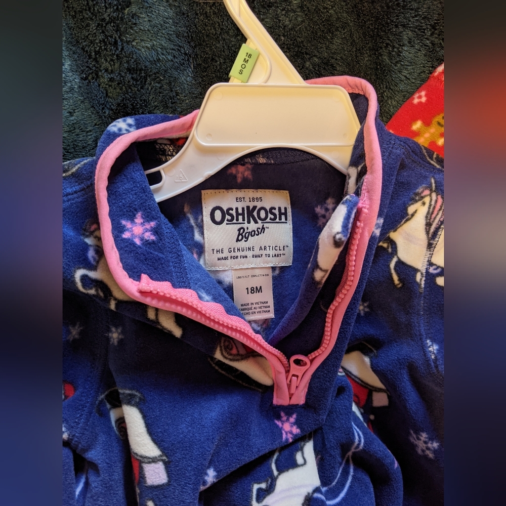 OshKosh Christmas Fleece - 1/4 Zip